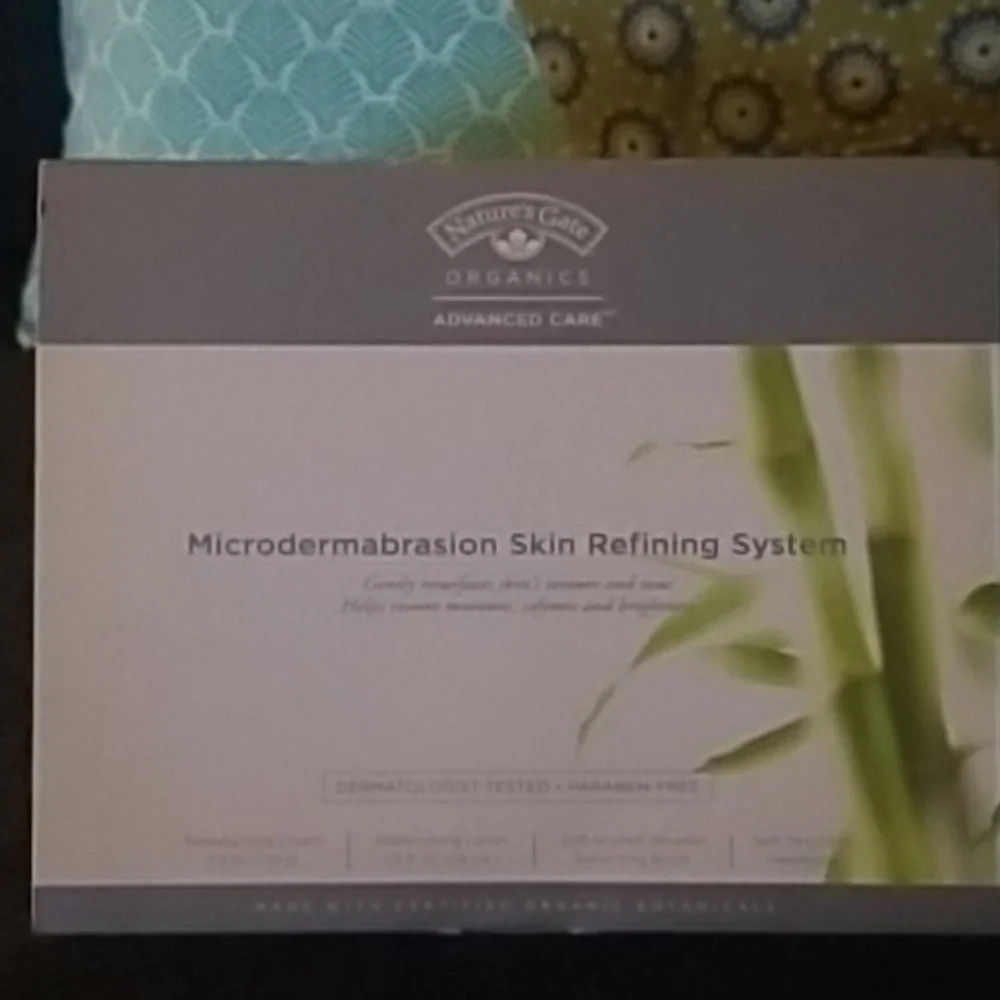 Nature's Gate Organics Microdermabrasion System